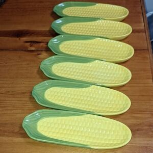 Set of 6 Corn-Shaped Ceramic Serving Dishes For Corn On The Cob